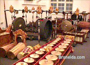 GAMELAN MUSICAL INSTRUMENTS - image 1