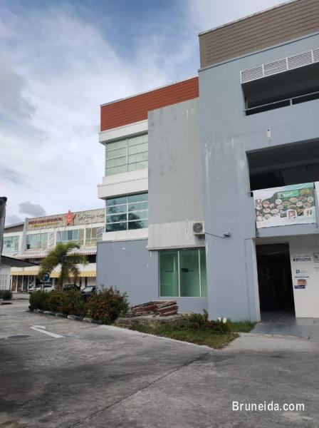 SFR-53  SHOP UNIT FOR RENT @ KG SERUSOP - image 1