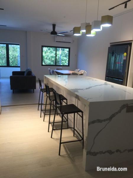 HFR-273  2 1/2 STOREY SEMI-D FOR RENT @ KG RIMBA - image 3