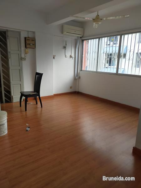 AFR-28   FLAT (2 FLOORS) FOR RENT @ BERANGAN - image 2