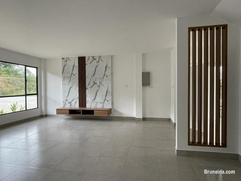 DH-282  DETACHED HOUSE FOR SALE @ KG SALAMBIGAR, SG OROK - image 2