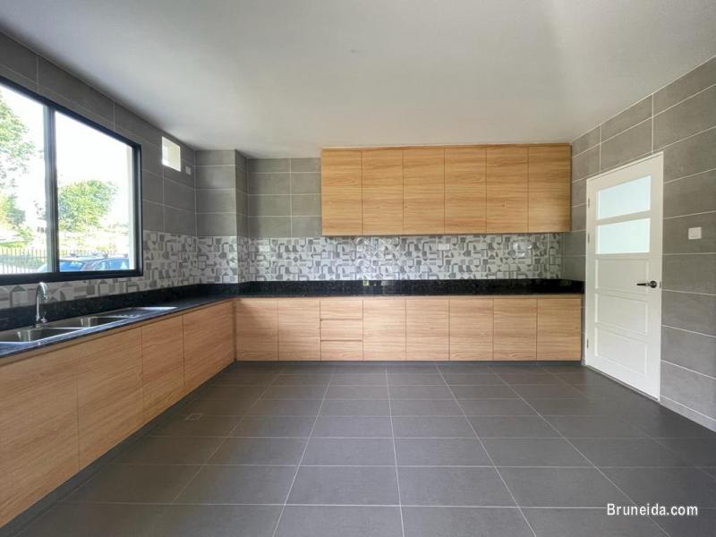 DH-282  DETACHED HOUSE FOR SALE @ KG SALAMBIGAR, SG OROK - image 3