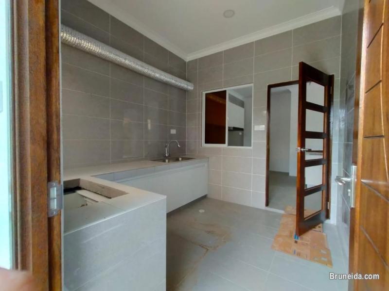 SD-106   DOUBLE STOREY SEMI-D FOR SALE @ KG SENGKURONG B - image 4