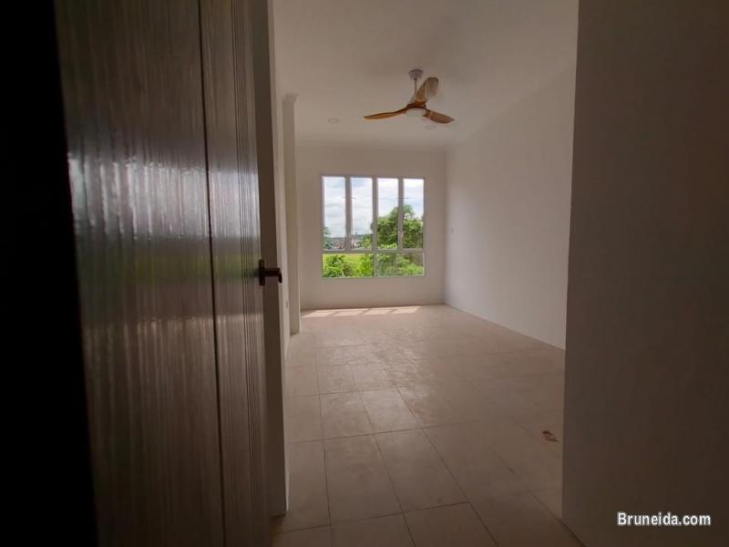 SD-106   DOUBLE STOREY SEMI-D FOR SALE @ KG SENGKURONG B - image 9