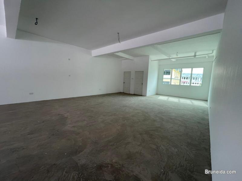 SFR-54 SHOPHOUSE FOR RENT @ BATU BERSURAT - image 2