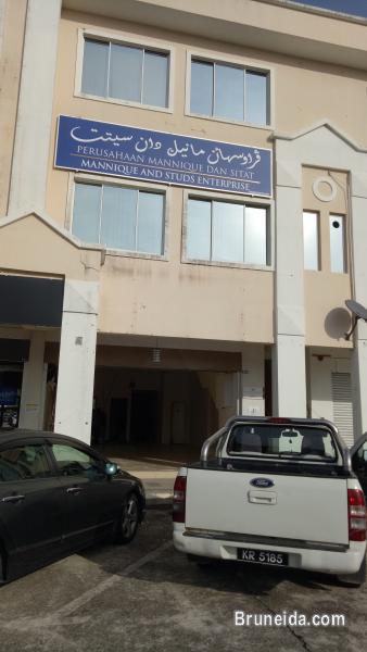 SFR-56 OFFICE UNIT FOR RENT @ KIULAP - image 1