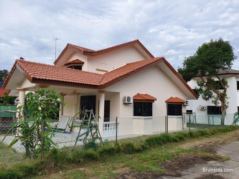 HFR-283   DETACHED HOUSE FOR RENT @ BERAKAS - image 2