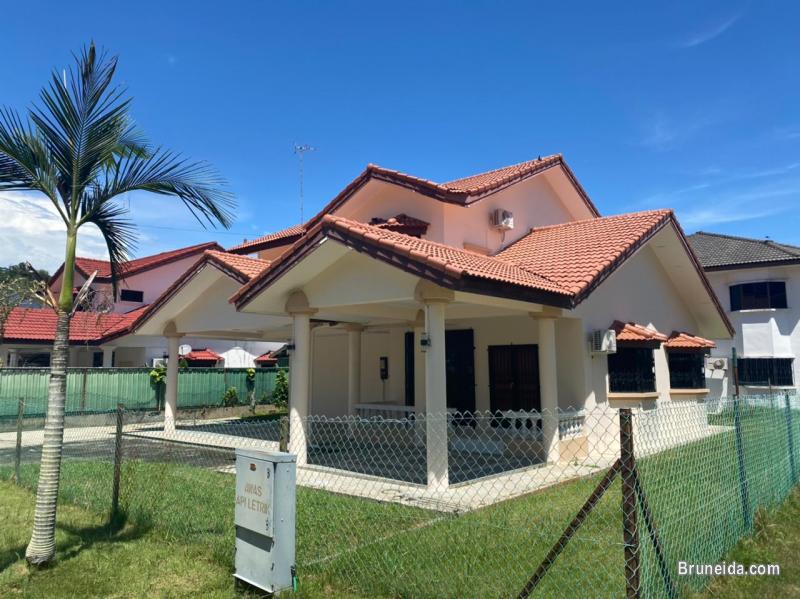 HFR-283   DETACHED HOUSE FOR RENT @ BERAKAS - image 3