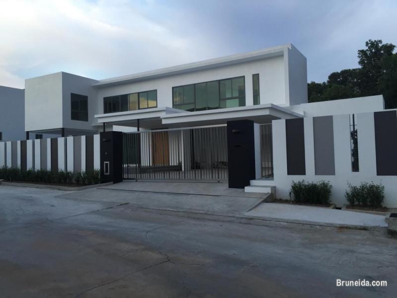 HFR-284  MODERN EXECUTIVE HOUSE FOR RENT @ SG TILONG - image 1