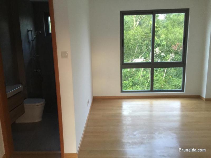 HFR-284  MODERN EXECUTIVE HOUSE FOR RENT @ SG TILONG - image 8
