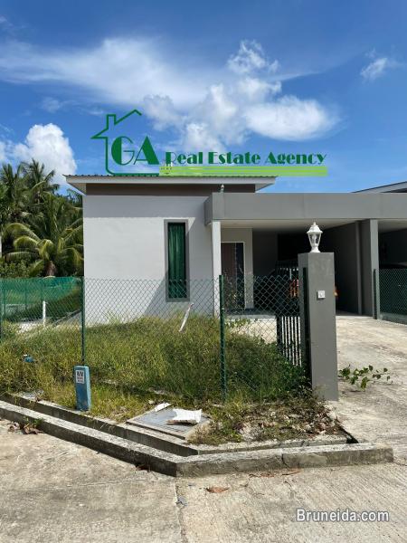 HFR-296  SEMI-D BUNGALOW FOR RENT @ KG KULAPAIS - image 1