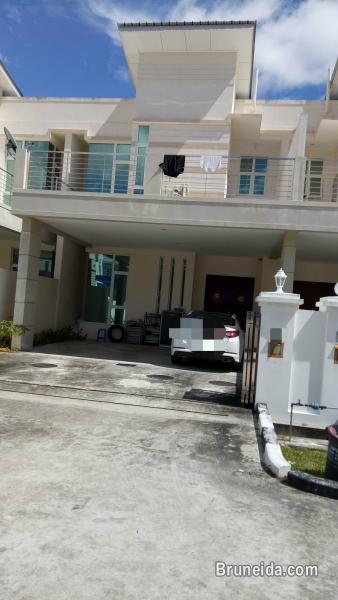 UHFS-84  TERRACE HOUSE FOR SALE @ KIARONG - image 1