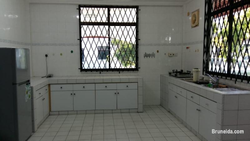 HFR-239  DETACHED HOUSE FOR RENT @ JERUDONG - image 3