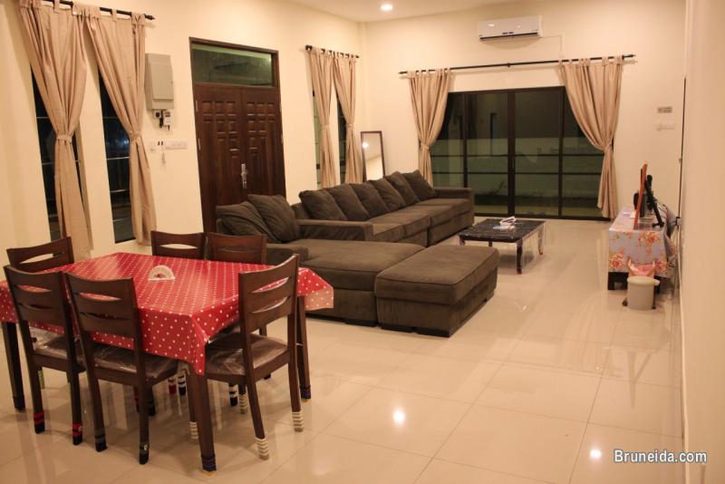 HFR-247 BUNGALOW FOR RENT @ KG PENABAI, TUTONG - image 2