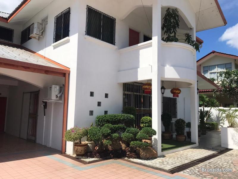 UHFS-100 USED SEMI-D FOR SALE @ JERUDONG - image 3