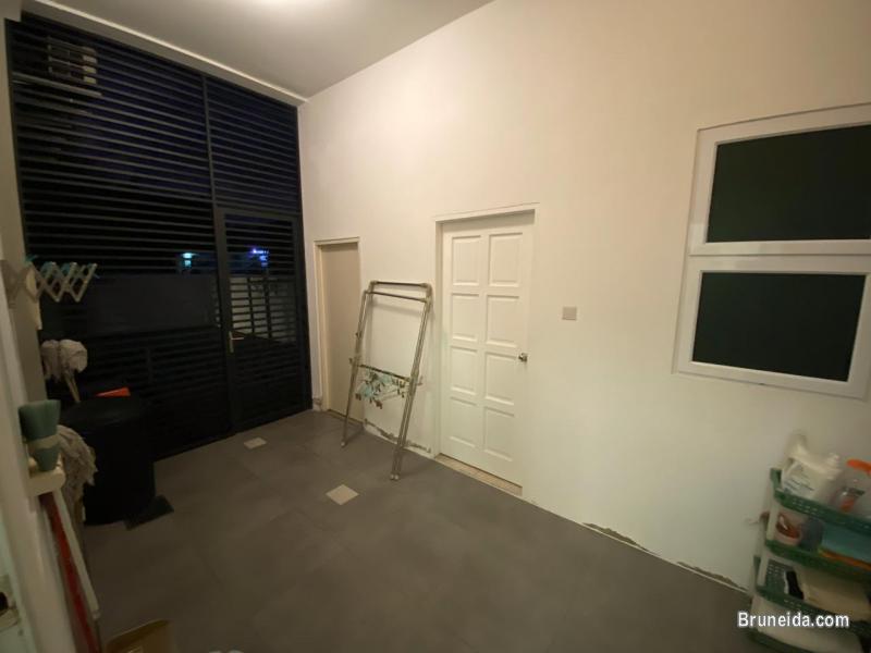 HFR-256 SEMI-D FOR RENT @ RIMBA - image 4