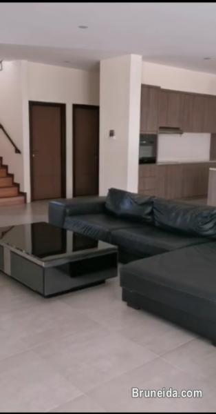 HFR-259  SEMI-D FOR RENT @ JALAN KEBANGSAAN LAMA - image 4