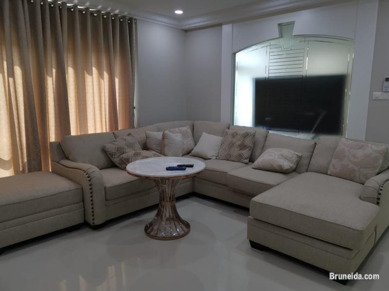 UHFS-107   EXECUTIVE DETACHED HOUSE FOR SALE @ JLN TUNGKU - image 11