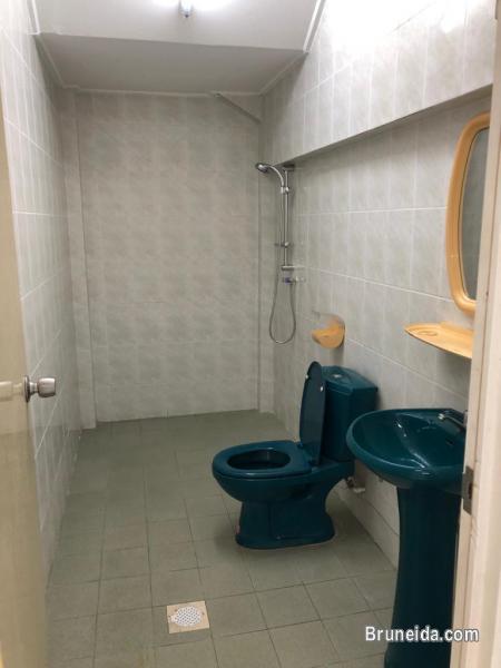 UHFS-108  USED 2 1/2 STOREY TERRACE HOUSE FOR SALE @ BAN 2A - image 7