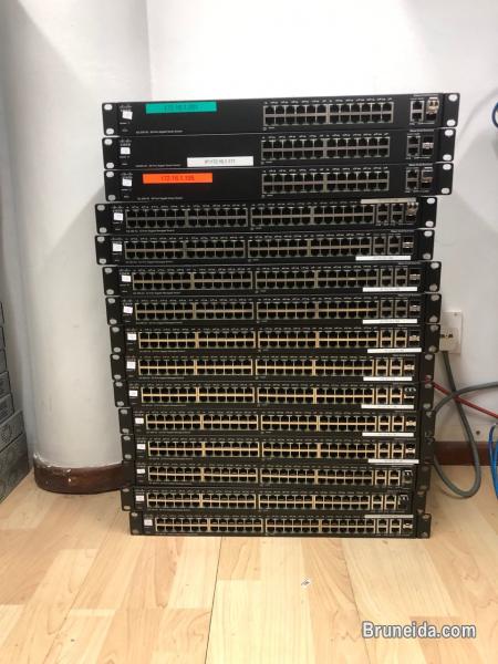 For Sale: Used Linksys Switch SRW2048 - image 2