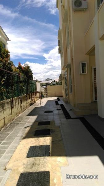 Semi Detached House For Rent - image 2