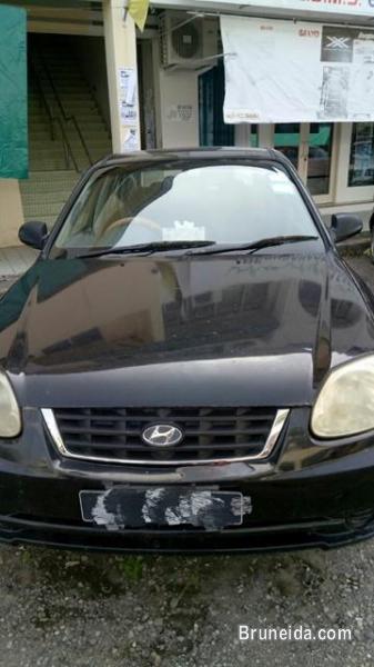 Hyundai Accent 1. 5 - image 2