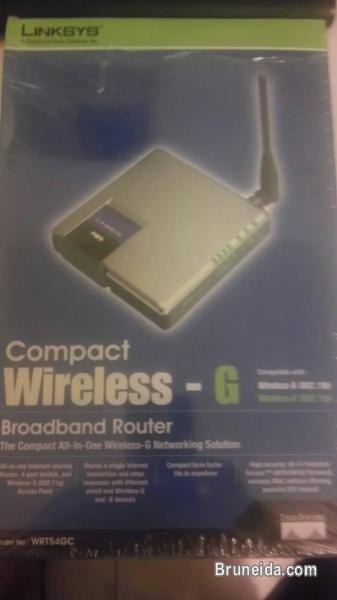 LINKSYS WIFI BROADBAND ROUTER - image 1