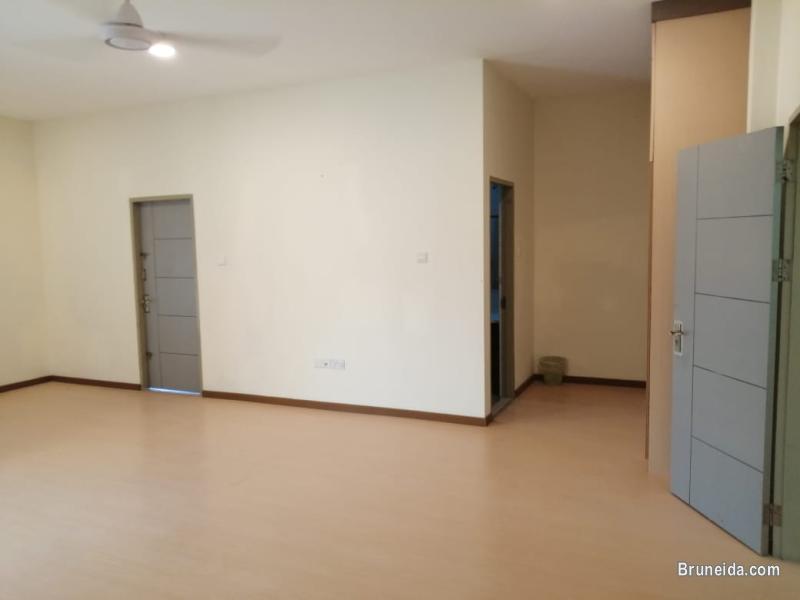 terrace middle house for rent - image 5