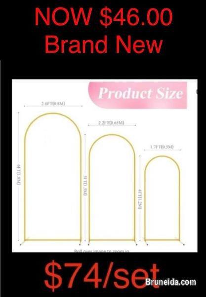 Gold Decorative Arch - image 1