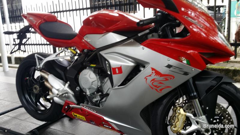 RELUCTANT SALE MV AGUSTA F3 EAS - image 2