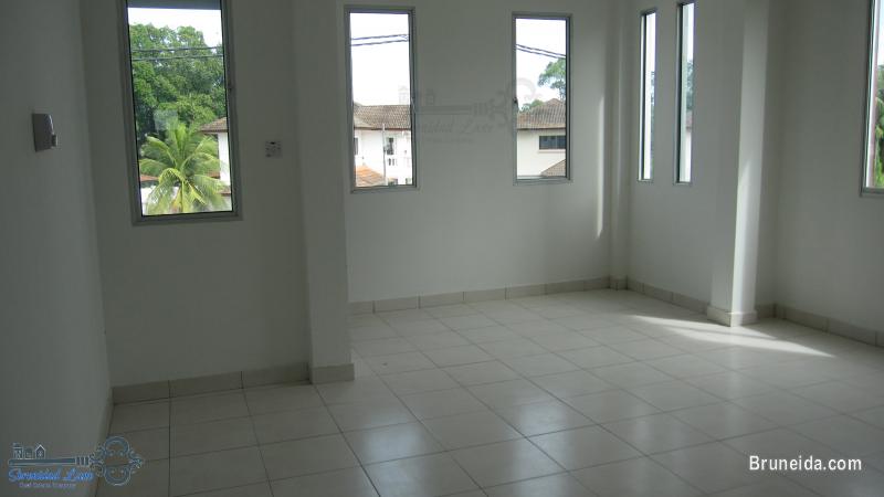 2-storey Detached House FOR RENT - image 9