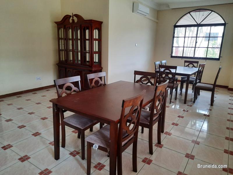 DETACHED HOUSE FOR RENT - image 3