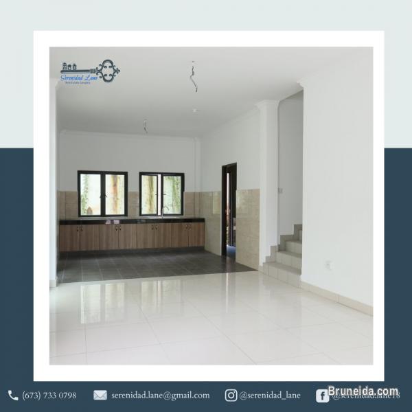 3-STOREY SEMI-D HOUSE FOR SALE - image 4