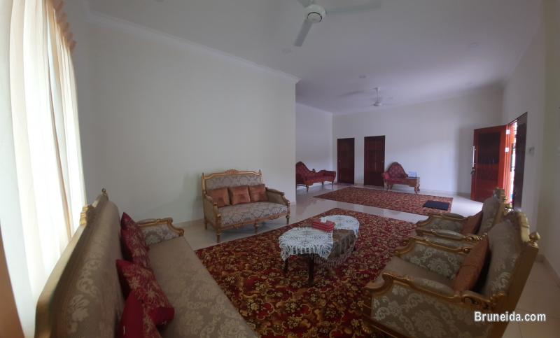 HOUSE FOR RENT - image 4