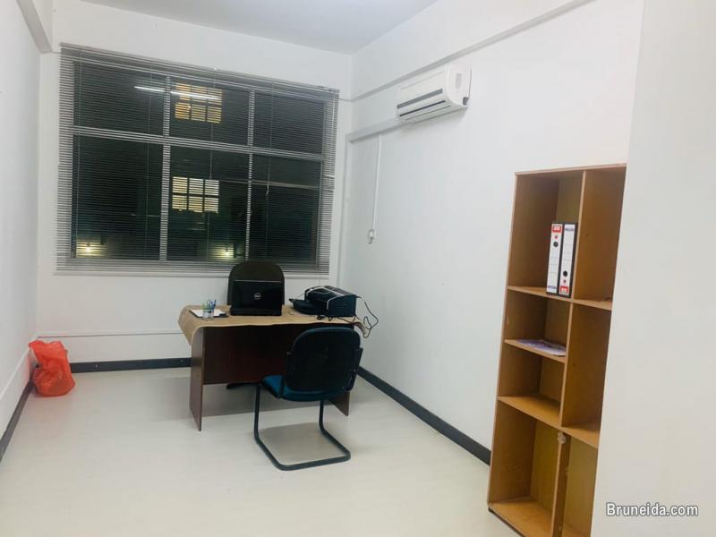 newly renovated office space for affordable rent - image 2