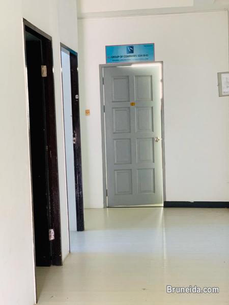 newly renovated office space for affordable rent - image 3