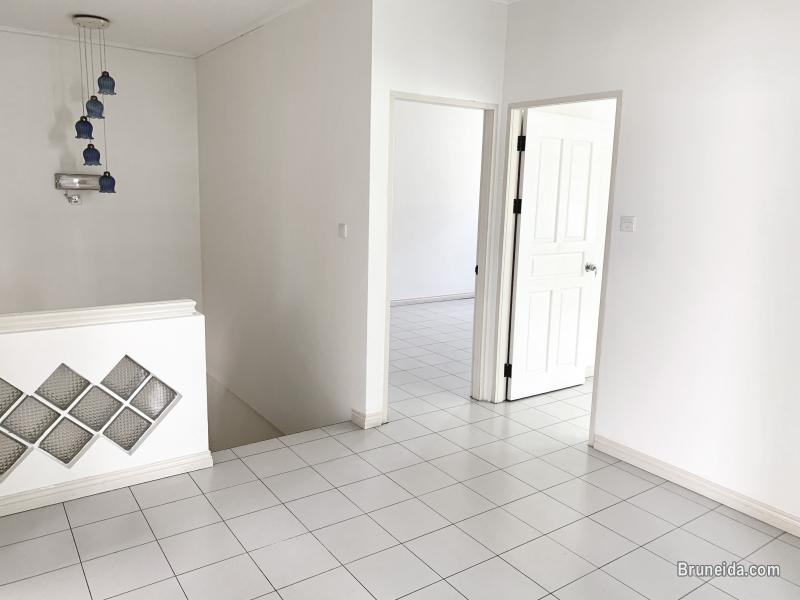 Corner Unit for rent - image 5