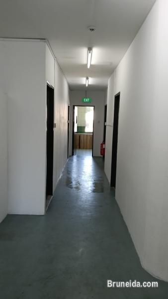 Office/tuition room for rent @ Salambigar same building as Jolibee..Rent is still NEGO - image 6