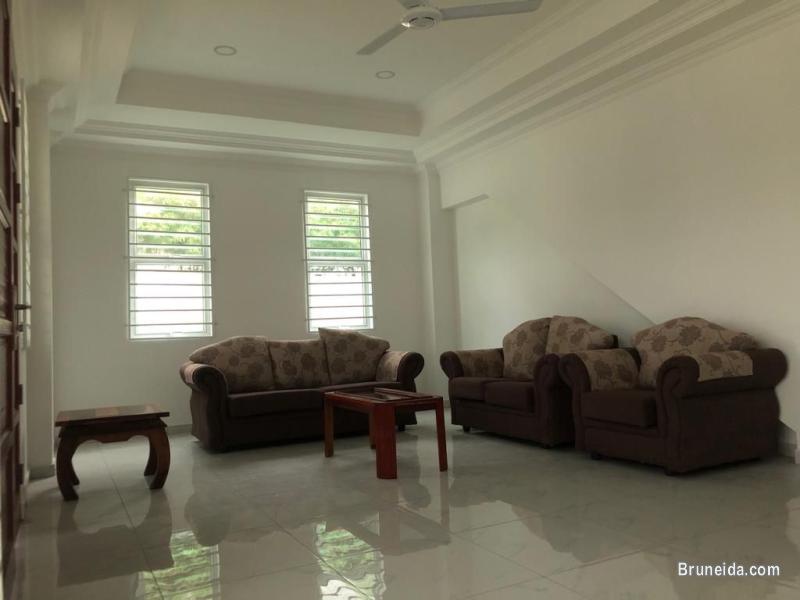 Corner Terrace 2 Storey House - image 1