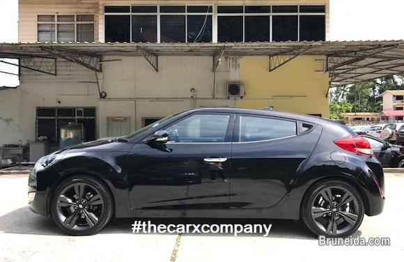 Hyundai Veloster 1. 6 manual model2012 - image 2