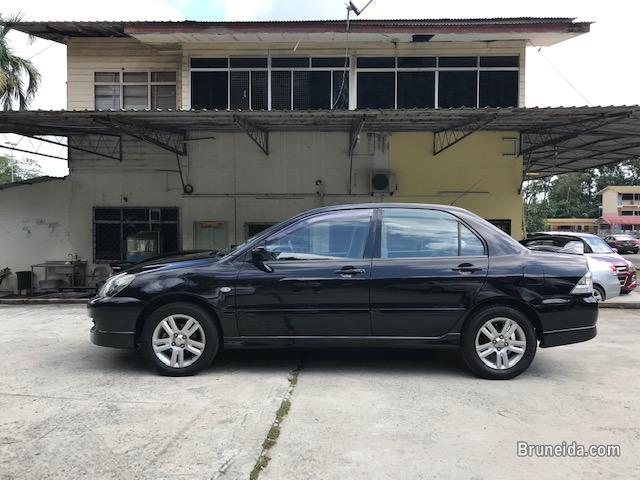 Mitsubishi Lancer 1. 6 auto GLX model2010 - image 2