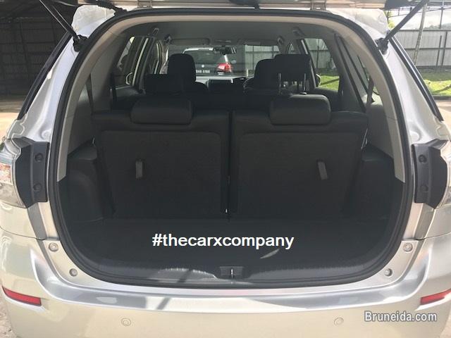 Toyota Wish 1. 8S auto model2016 (Imported) - image 4