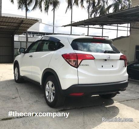 Honda Vezel 1. 5 auto AWD model2015(Imported) - image 3