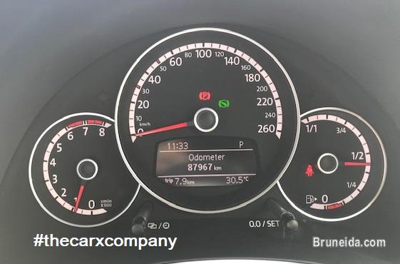 Volkswagen Beetle 1. 2 Tsi auto model2014 - image 4