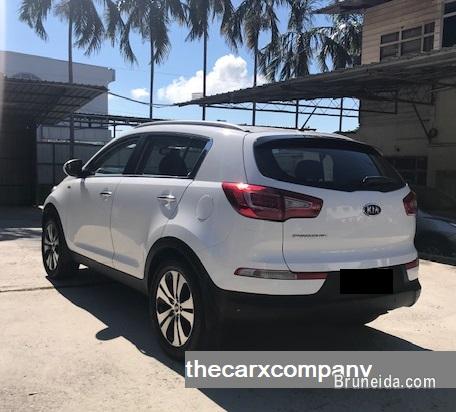 Kia sportage 2. 4 auto AWD model2011 - image 3