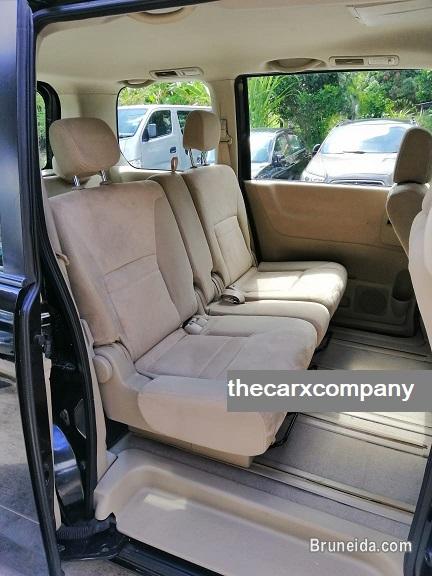 Nissan Serena 2. 0 auto model2009/2013 - image 4