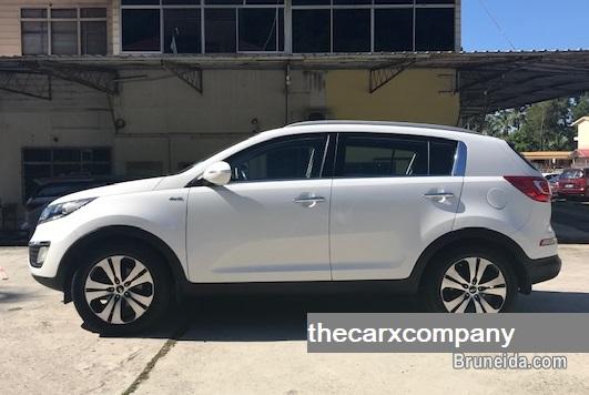 Kia sportage 2. 4 auto AWD model2011 - image 2