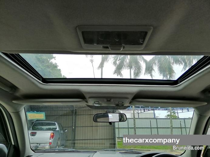 Suzuki Grand vitara 2. 4 auto 4wd model2012 (Brunei used) - image 5