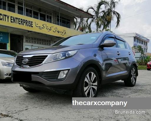 Kia sportage 2. 4 auto AWD model2011 - image 1