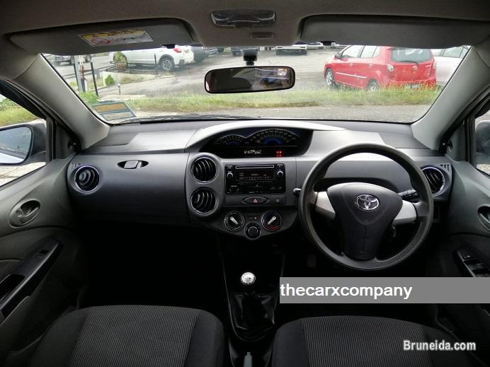Toyota Etios 1. 5 manual hatchback model2016 - image 4